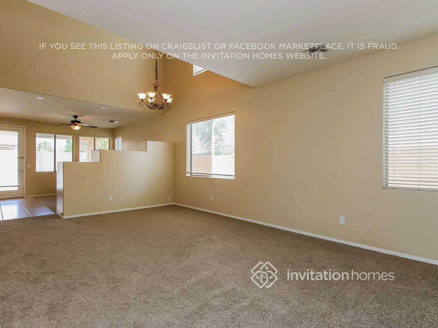 7035 S San Jacinto Ct Gilbert, AZ 85298 — Photo 2