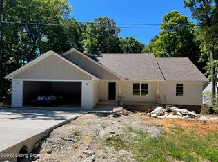 81 Hampton Rd, Brandenburg, KY 40108