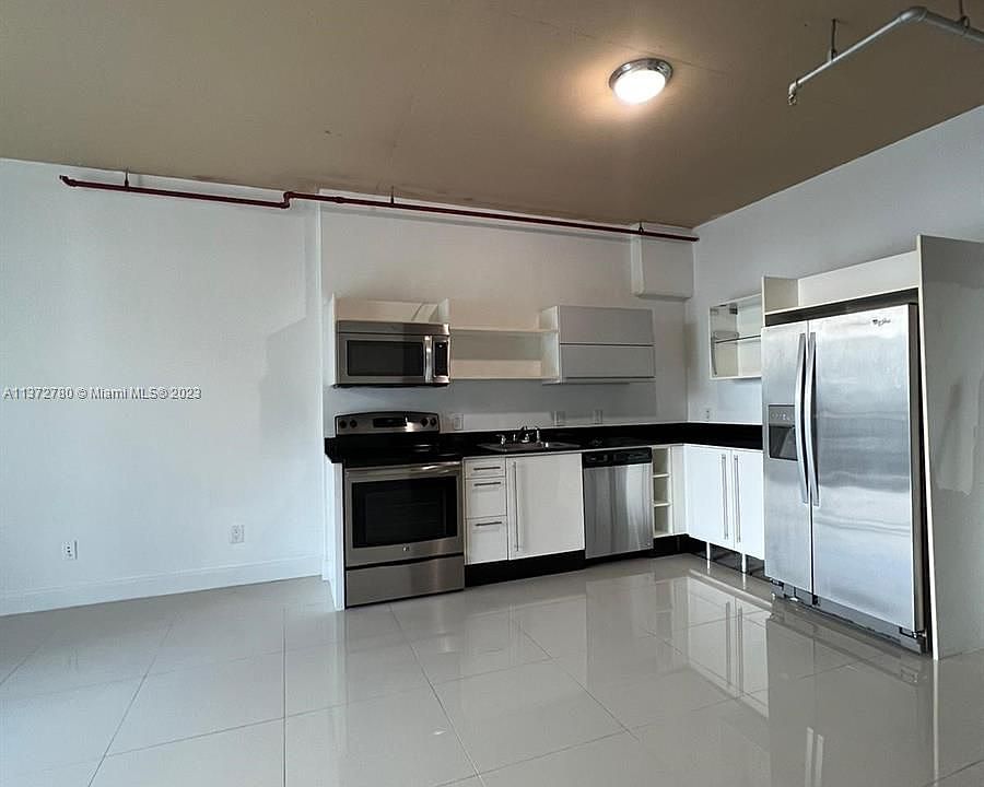 1st image of 690 SW 1st Ct APT 1421