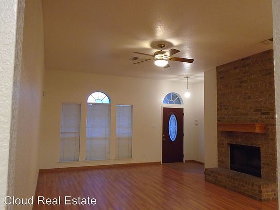 2nd image of 407 Gina Dr