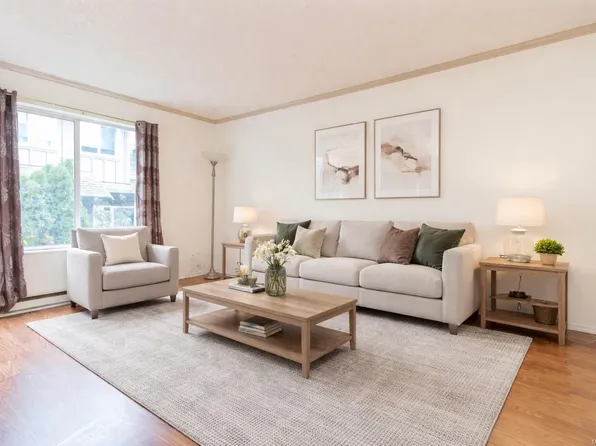 1140 Trans Canada Hwy #1, Ladysmith, BC V9G 1J5