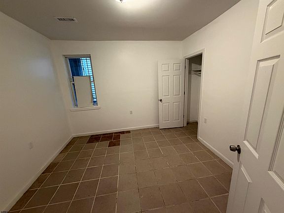 4th image of 130 N Tennessee Ave #1