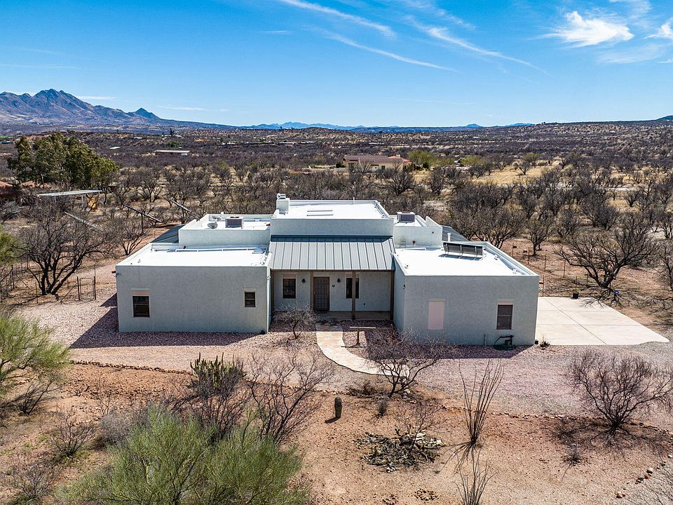 1st image of 47 Saddle Horn Dr