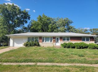 8127 Blueberry Ln, Saint Louis, MO