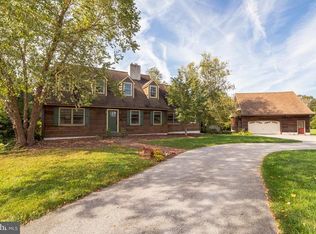 933 Jaine Ln, Chester Springs, PA 19425