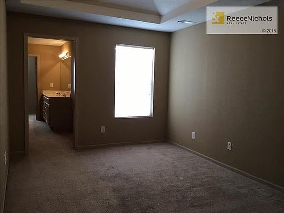Master Bed and Private Bath with Vaulted Ceiling!