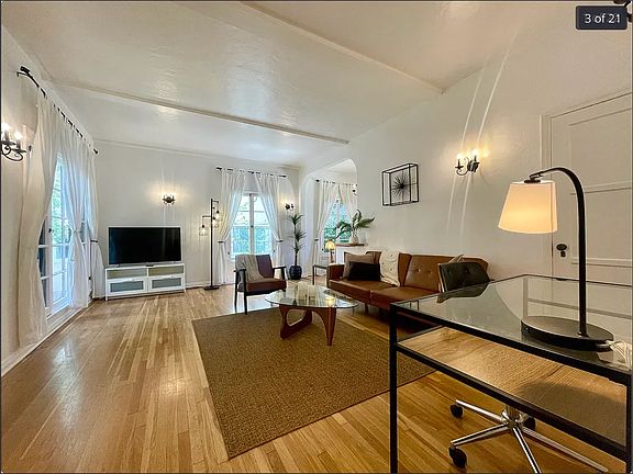 3rd image of 854 4th St #854B