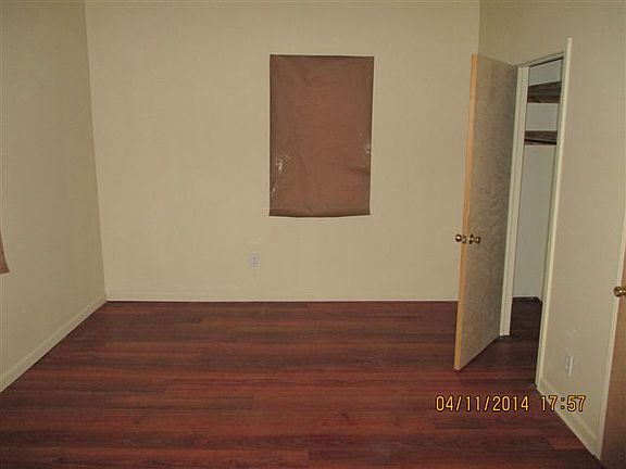 2391 Apple 002_06122014