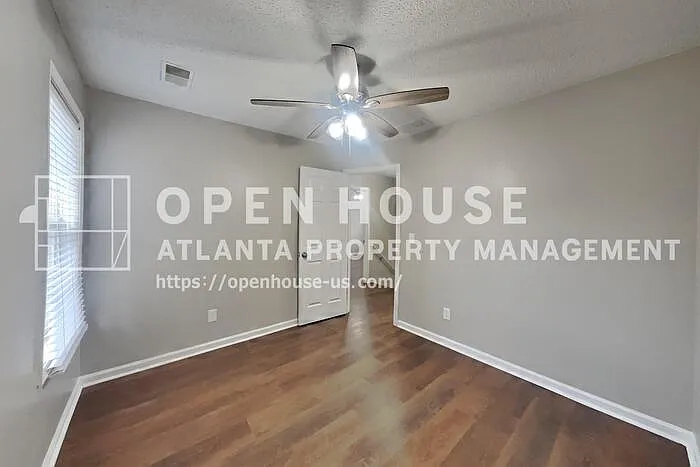 1603 Fort Perry Way — Photo 12