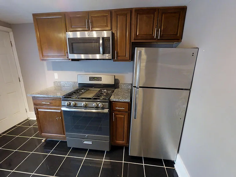 105 Comstock Ave #2 — Photo 4
