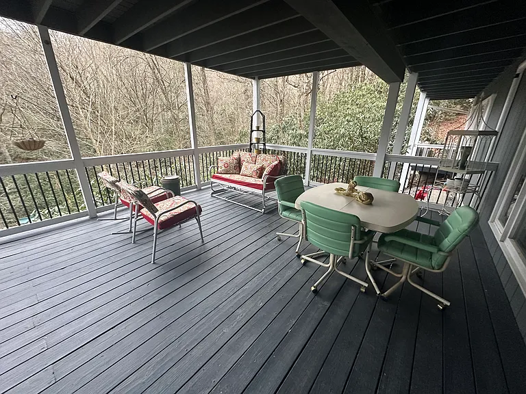 156 Mount Lori Dr #1 — Photo 32