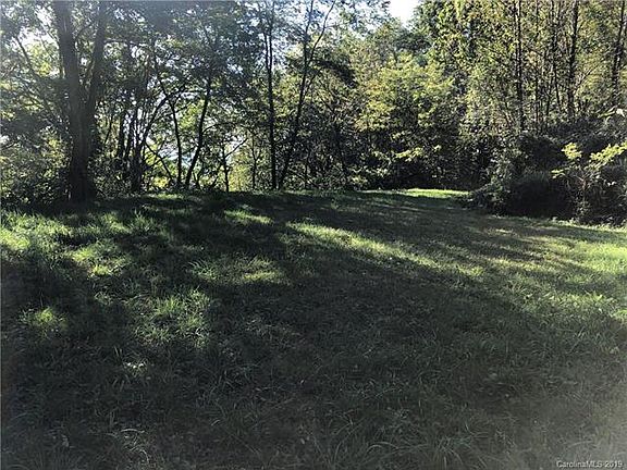 3rd image of 9 Briarwood Ln Lot C