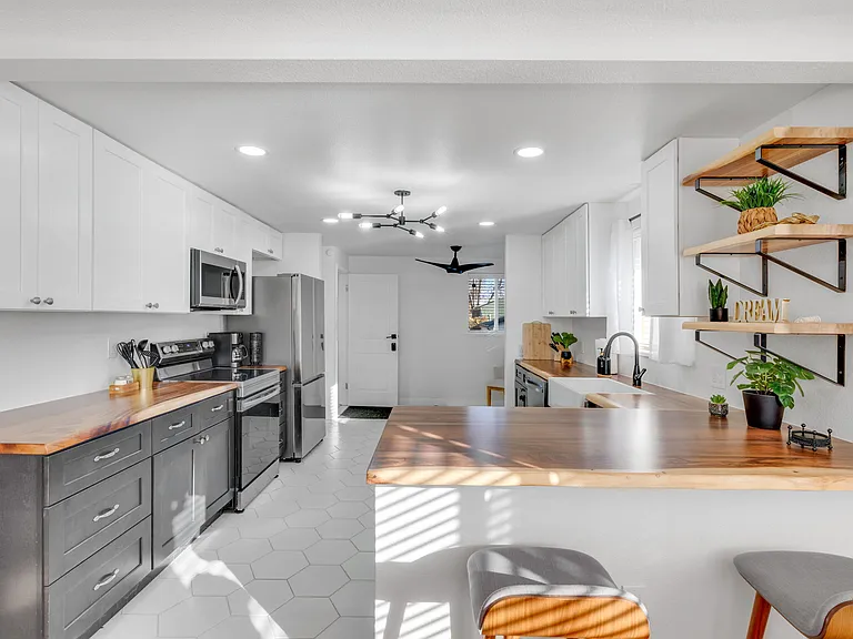 4720 Federal Blvd #A — Photo 5