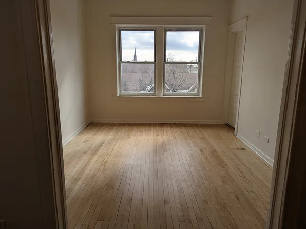 2120 W 18th Pl #3F, Chicago, IL 60608