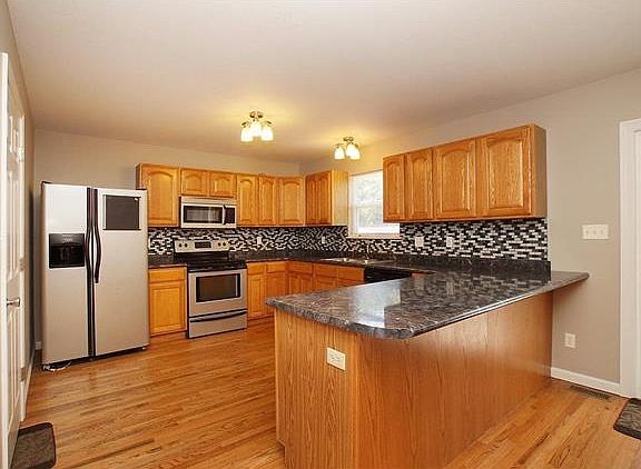 5th image of 6285 Bridle Spur Dr
