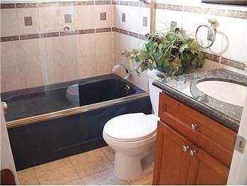 3rd image of 377 Whirlaway Dr