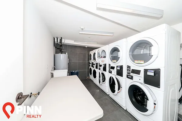 Rented by Pinn Realty | media 16