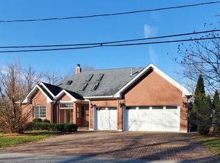 3003 Keene Ave, McHenry, IL 60050