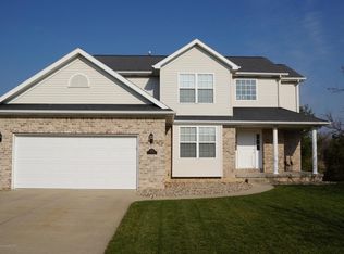 1030 Foxborough Dr, Williamston, MI 48895