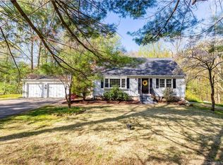 205 Burnham Rd, Avon, CT 06001