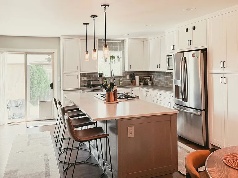 8702 W Stanford Ave — Photo 11