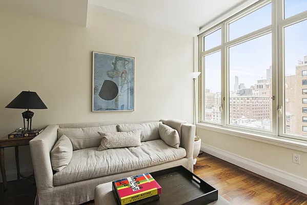 Rented by Nest Seekers International | media 9
