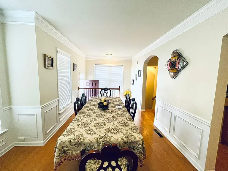 10757 Camarilla Ct — Photo 2