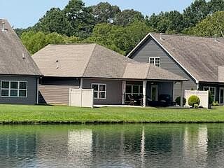 5th image of 9776 Cobblecreek Way