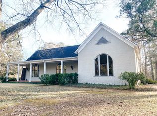 916 Old Taylor Rd, Oxford, MS 38655