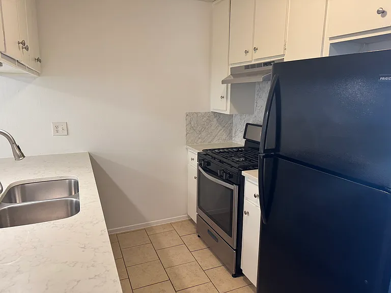 116 Coers Cir #B — Photo 3