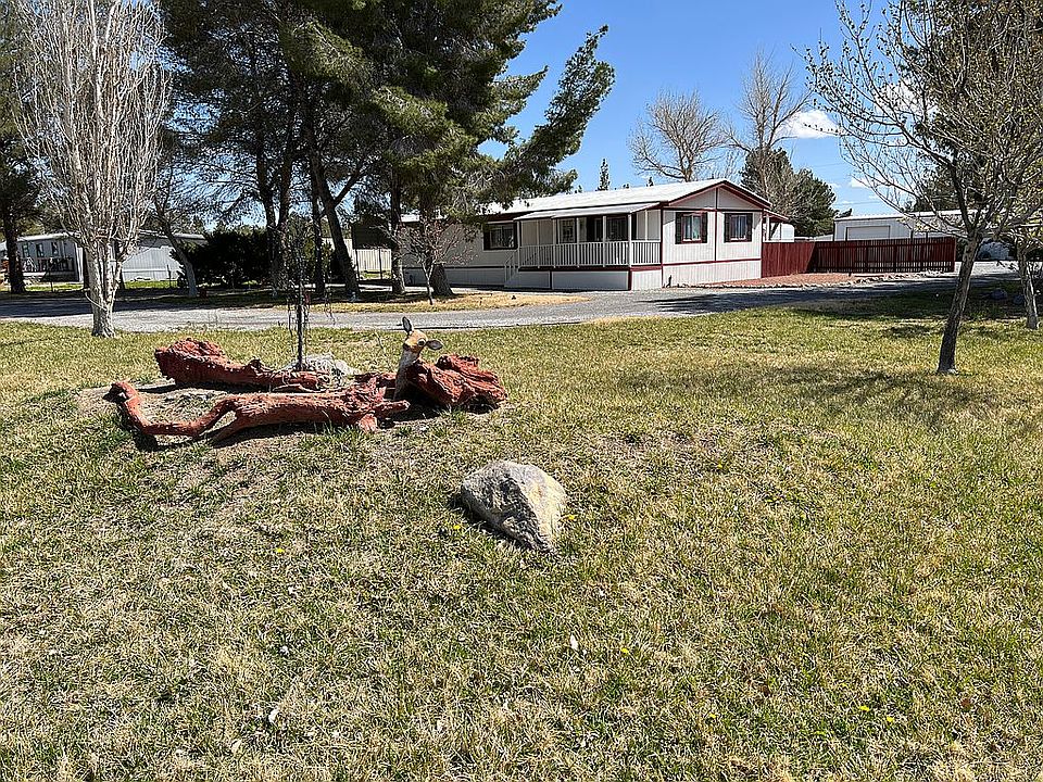 Zoned horses; almost 1 acre