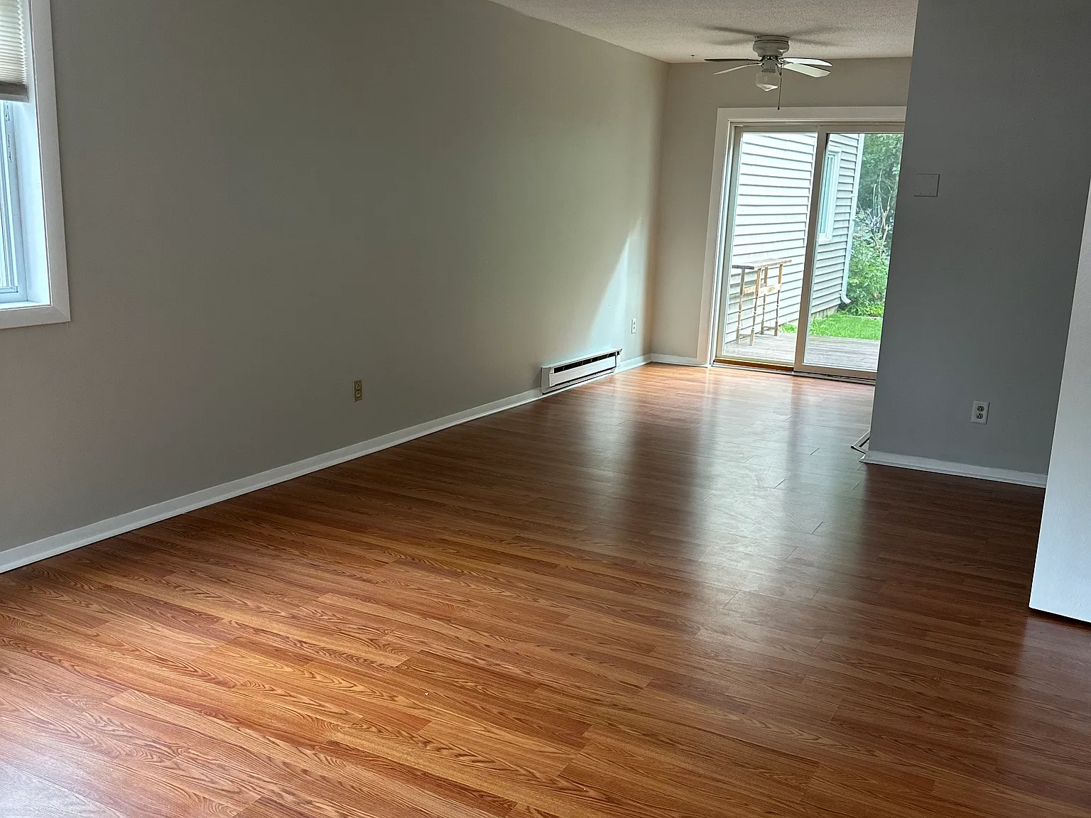 R2 Grandview Dr — Photo 2