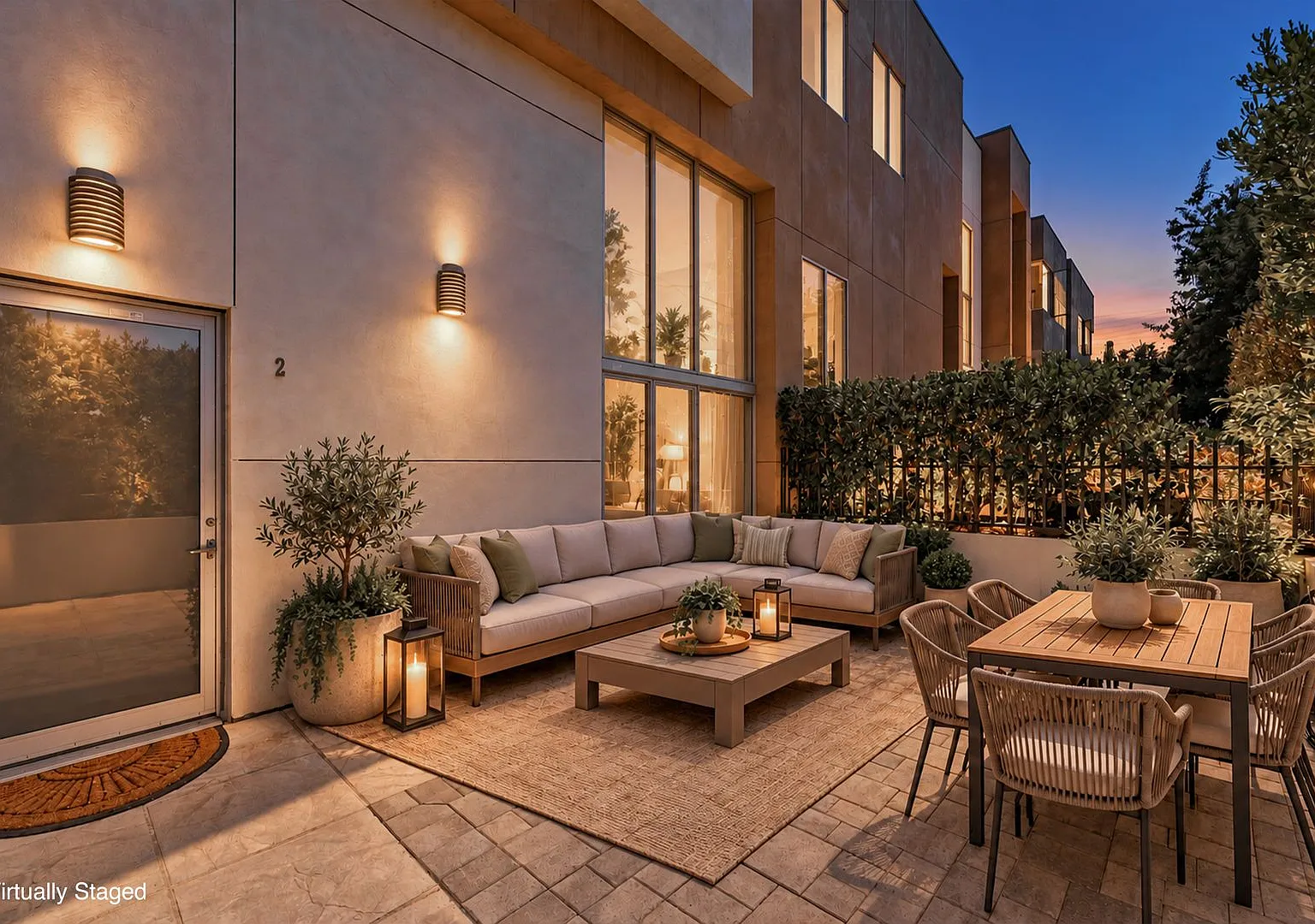 Modern Loft — Photo 1