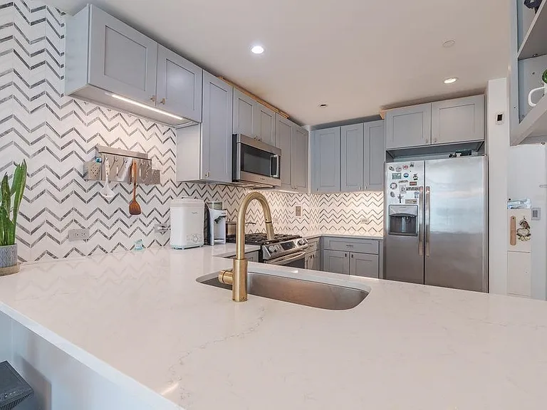 20 Newport Pkwy #1105 — Photo 9