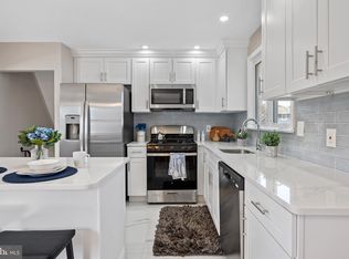 5421 Baker Ave, Pennsauken, NJ 08109