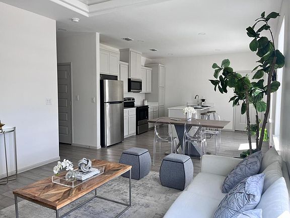 3rd image of 1405 Shavano St APT 3