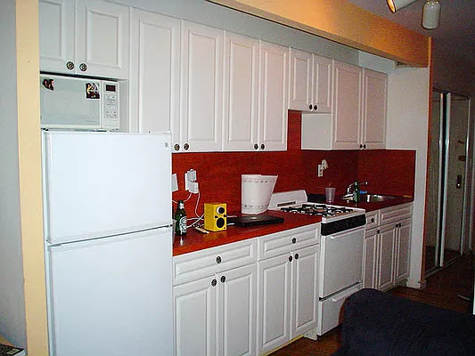 Rented by Chartwell Forest Hills Realty | media 13