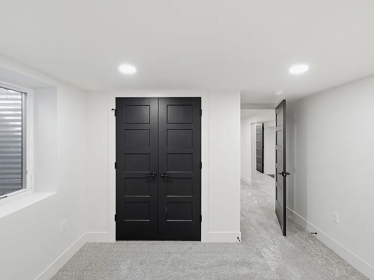 149 Washington St — Photo 49