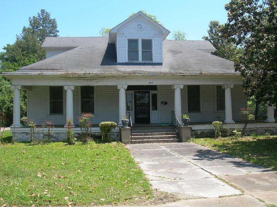 306 Church St, Belzoni, MS 39038 Zillow