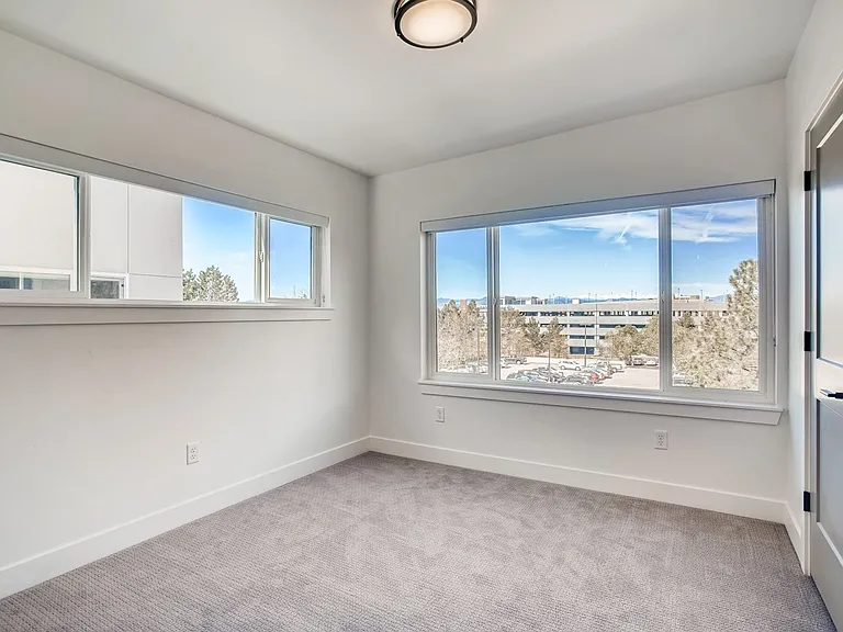 3450 S Corona St — Photo 9