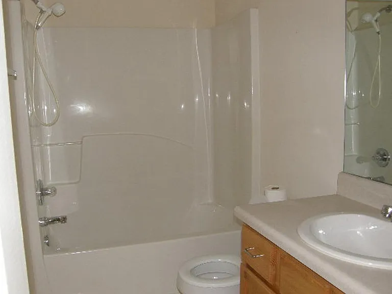 207 Cove Creek Dr — Photo 14