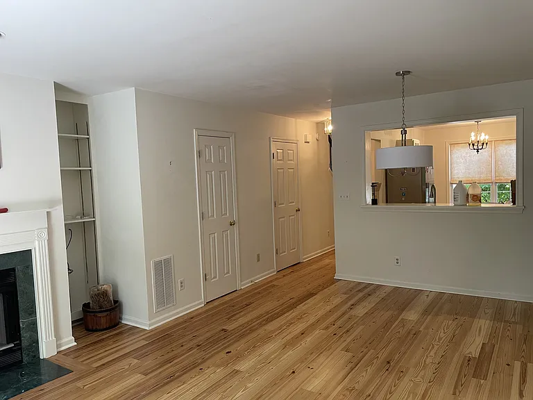 1337 Wimbledon Way #1 — Photo 17