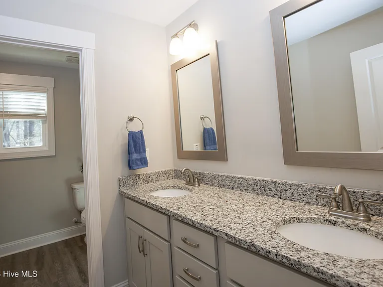 643 Lilac Ln — Photo 47