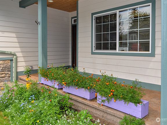 3rd image of 3940 Trickle Creek Boulevard