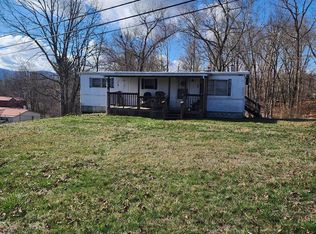 1332 Stone House Rd, Caldwell, WV 24925