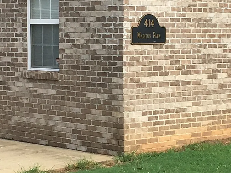 414 Madison Ave NW — Photo 13