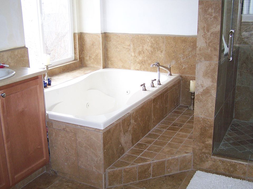 Remodeled Upscale Master Bath