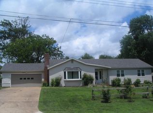 225 E Wayland St, Springfield, MO 65807
