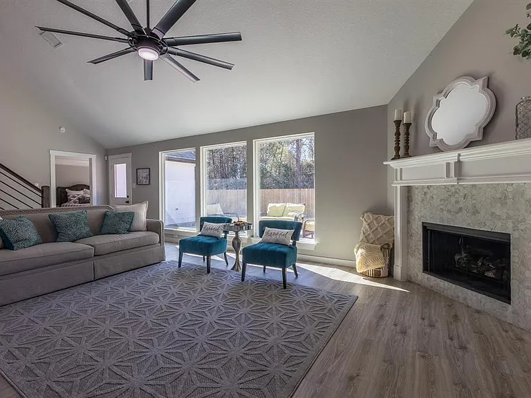 522 Jeremy Ct — Photo 16