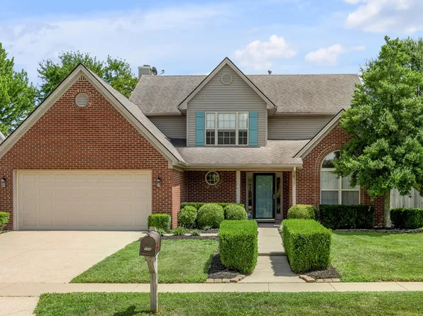 102 Cottage Garden Ln, Midway, KY 40347